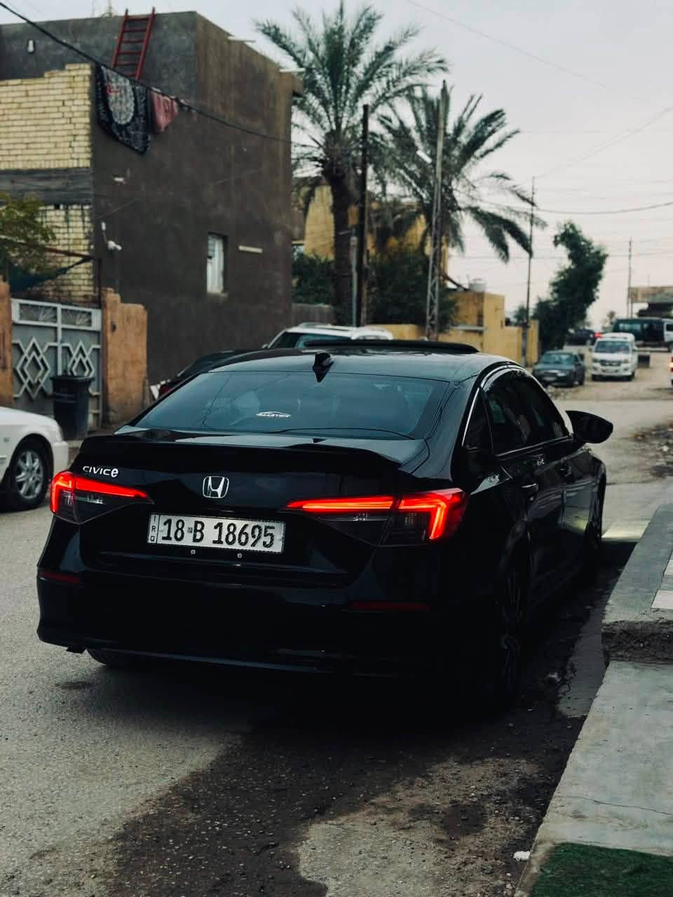 السلام عليكم
بيع مستعجل  السياره تسوه اكثر بهواي  البيع لغرض السفر 

هوندا سيفك ياباني وارد امريكي 2023  فول مواصفات للأخير  ماشيه 47 الف فقط  گير و مكينه مكفولات و تبريد ثلج و تخم تاير جديد وحتى زيد الگير بدلته  

فتحه 3 بصمات  رادارات 3 كامرات كشنات تدفئه والسياره حره و بأسمي شخصياً مداور ثاني يوم واني گاص السياره من امريكا بأيدي 

حادث السياره مرفق داخل المنشور فقط نص الچاملغ و ربع البنيد بس اني بدلتهن بدون اي دواخل و بيها قطعتين كلير من امريكا 

السعر 123 ورقه وبيها مجال حق الجيه فقط للاستفسار الاتصال على الارقام التاليه 

***********

***********
