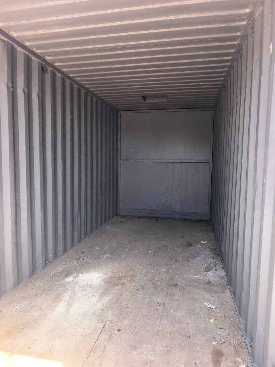 ياالله 🧿🧿 حاويه طول ٦ متر بنظافة ممتازة جدآ عنوانا النجف الاشرف الاستفسار ع الاتصال ***********🧿
