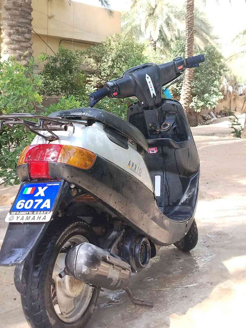 سلام عليكم دراجه بطه لون رصاصي للبيع مفتوحه مره وحده هندر واحد تشتغل كلشي شغال بيهه تاير امامي جديد جوزه جديده كهربائياتهه كلهه شغاله سلف اشاير لايت بك لايت هورن كله شغال ابريكات جدد  السعر 175وبيهه مجال مستعجل عله بيعتهه رقم الهاتف ***********
واتس اب*********** مكاني كربلاء المعملجي قرب جامعه الصفوه
