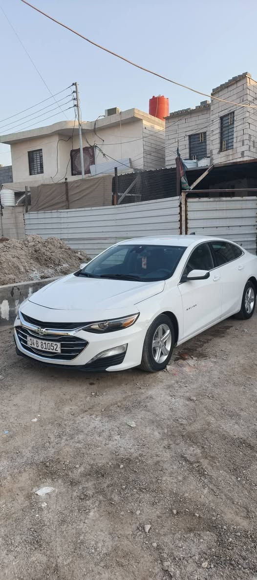 سلام عليكم
/ ماليبو مديل / ٢٣ / ال تي 
 سياره كفاله ماعده البنيد امبدل كير مكينه تبريد كله كارتون رقم بصره معوقين بدون مراوس بيع فقط السياره جاهزه من كلشي مكانهه بصره للاستفسار ع الرقم *********** السعر ( ١١٥ ) بيهه مجال كلش قليل
