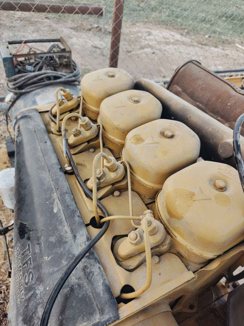 دويز للبيع
هندي استندر 
حجم 912 بعدها جديدة 
مكفولة كفالة عامة

العنوان سامراء منطقة الطيوب 

***********
***********
