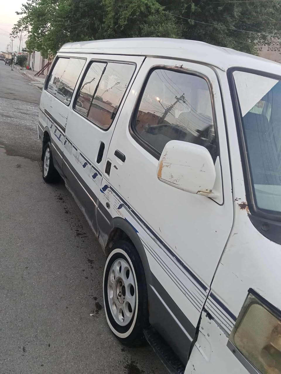 السلام عليكم 
سياره بولارسن للبيع موديل ٢٠٠٩
رقم بغداد احمر ابيع كوم حديد اتعهد سرقه وعشائر 
مكينه وكير اوتوماتيك مكينه تعبانه  السعر ١٣ ورقه المكان واسط الموفقيه للاستفسار اتصال ع الرقم ***********
