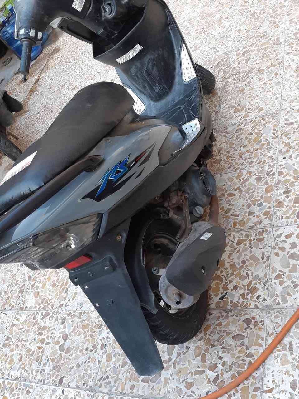 دراجه عدله للبيع نظيفه وكله شغاله 
رقم *********** او ***********
سعر 350
