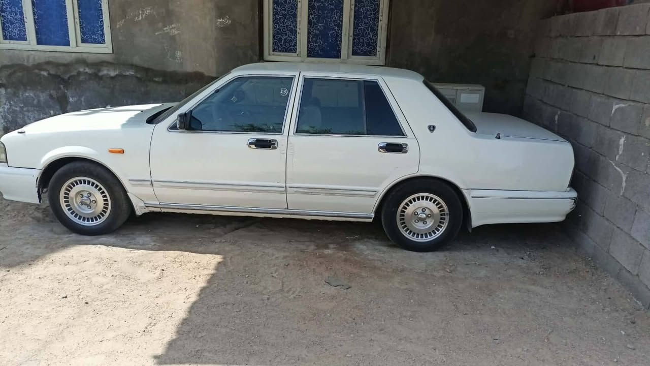 نيسان سترك • أبيض • البصره