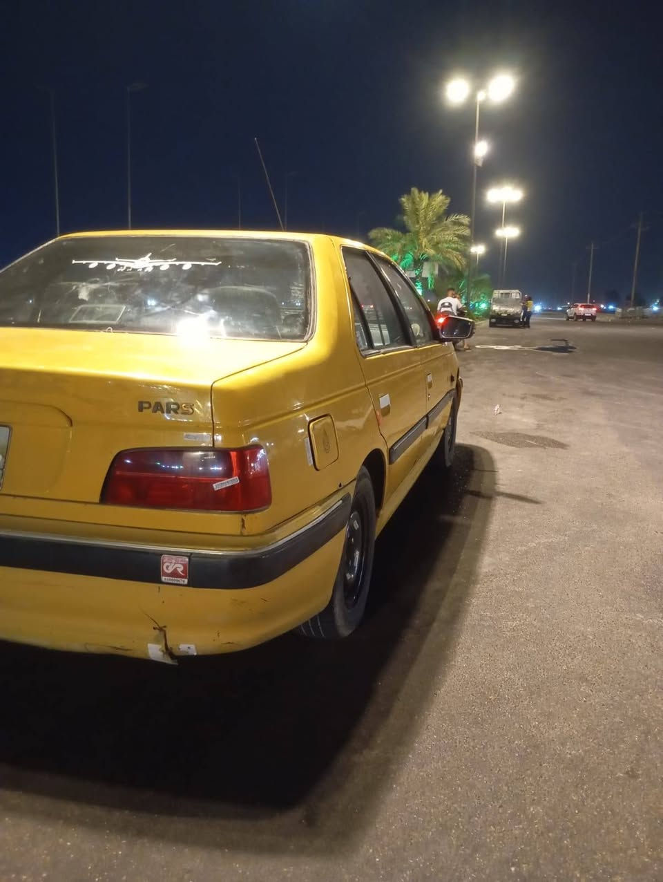 السلام وعليكم بيجو بارص موديل 13 سيارة كفالة عامه لا ضربة ولا صبغ بية جراد قليل 
محرك مكفول حدادية جديده تبريد شغال بية ملاحظات بصيطة رقم بغداد شرط التحويل السعر 31وبية مجال رقمي ***********
