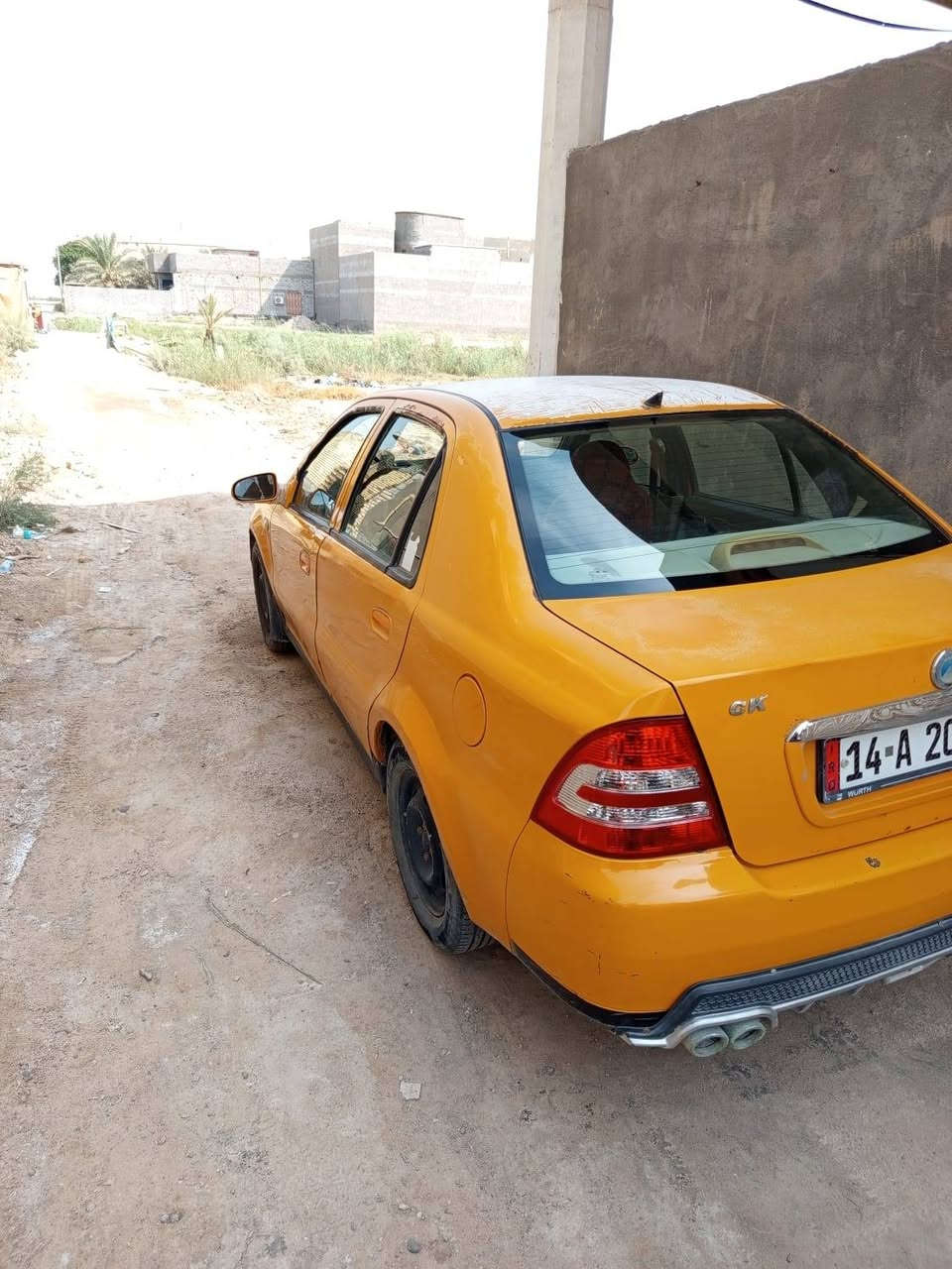 السلام عليكم ورحمه الله وبركاته متاح سيارة النوع CK السيارة جاهزه كير محرك كورلا زيرو حدادة تخم تاير باتري جديد السياره الف دينار ما تصرف عليها والصرفيه انساها والسيارة بأسمي ورقم مميز والسيارة مال بيت و الرقم انگليزي وشرط التحويل
والسياره مصفرة هيئه وغرامات 
رقم الهاتف ( *********** ) 
المكان : البصرة / القرنة. 
 الــــسعر ﴿35$﴾ البصرة, العراق
