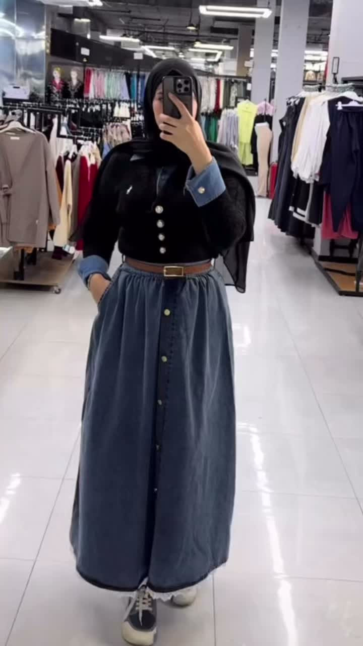 ملابس • للبيع