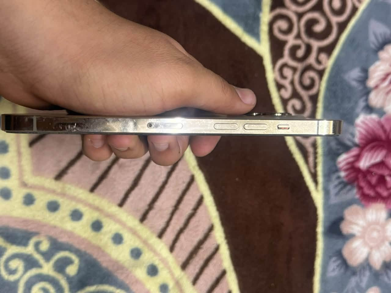 آيفون ١٢ برو ماكس • ذاكرة ٢٥٦ • بطارية ٧٣٪