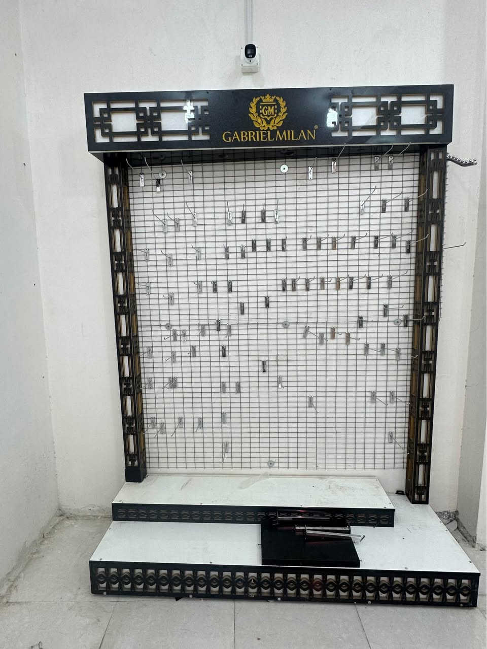 رفوف جدراي • ٩متر • استانات تعليق