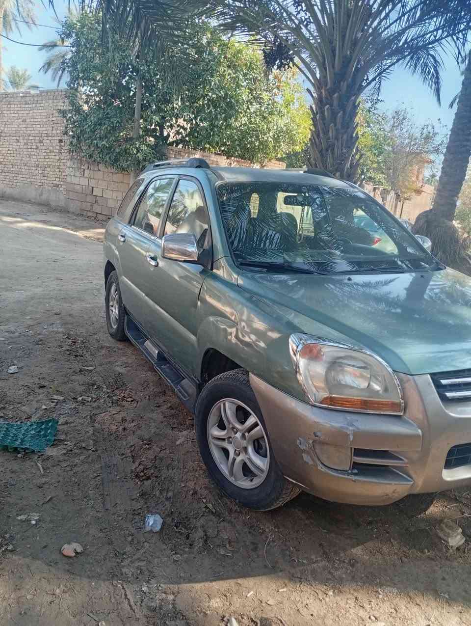 السلام عليكم للبيع كيا سبورتج موديل 2007 رقم بغداد تحويل مباشر مكينه 2700سته سلندر تبريد ثلج بيه صبغ احزام سعر سياره 81ورقه وبيه مجال سياره بيه نقوصات قليله مكان سياره كربلاء قضاء الحسينيه رقم الهاتف ***********
