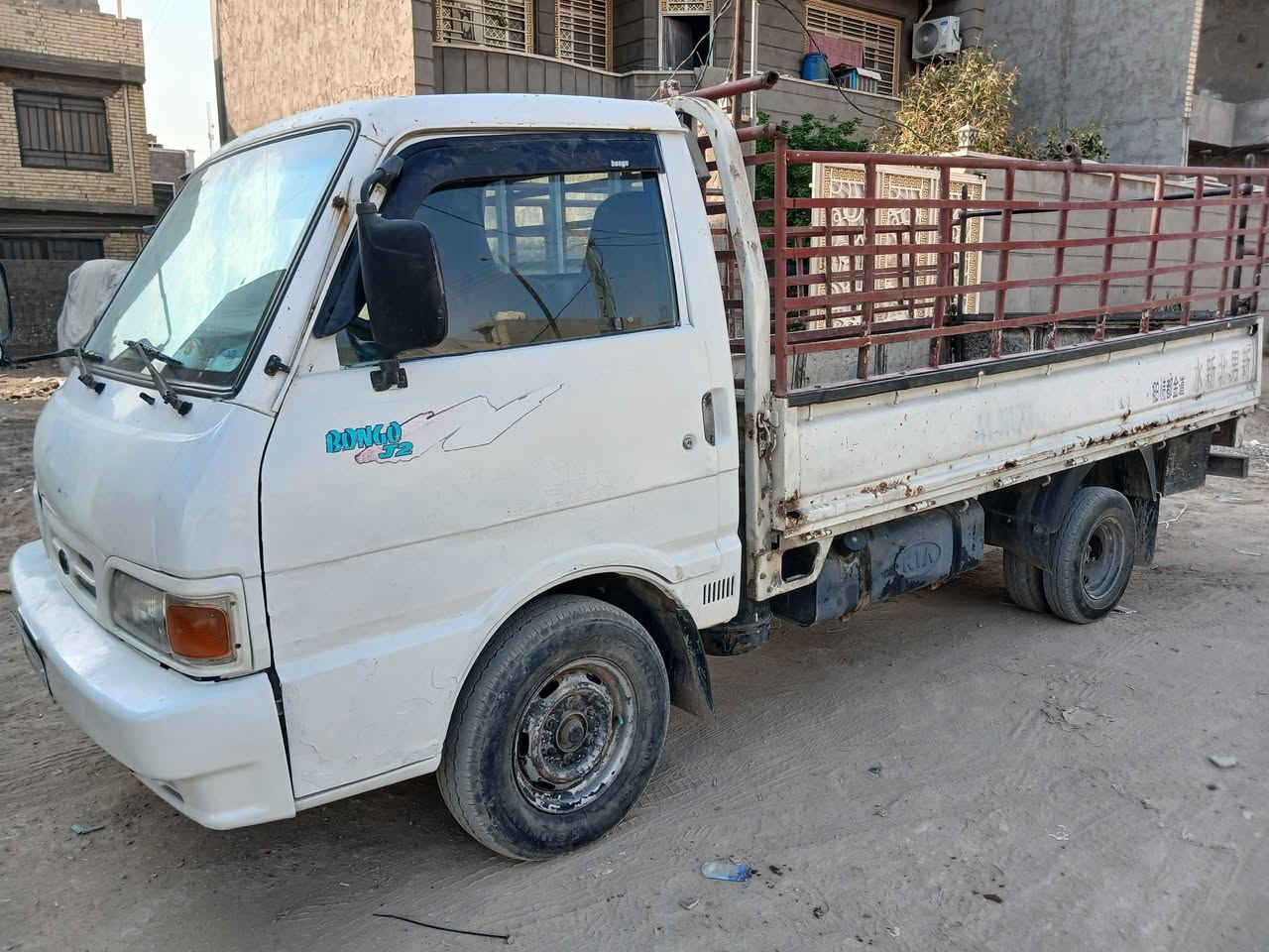 السلام عليكم للبيع كيا بنكون مديل 96  8 جنكال رقم بغداد مشروع وطني شرط التحويل محرك كير اكسل شاصي مكفولات  مكان سياره زعفرانيه سعر 43 استفسار ***********
