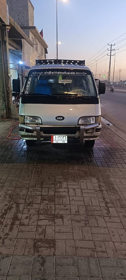 سلام عليكم اسيا للبيع موديل 93 السنويه لل27
مكينه بيه خيط بخار كير جديد اكسن جديد باتري جديد تخم تاير جديد دينمه جديده كهربائياته كله شغاله 
مصفره هيه ومرور باج وبحث حي العامل تريد تحويل تريد وكاله السياره خير من الله كبل للشارع السعر 52
وبيه مجال بصيط حك الجيه مكان السياره كربلاء قرب جامعت فريحه ***********
