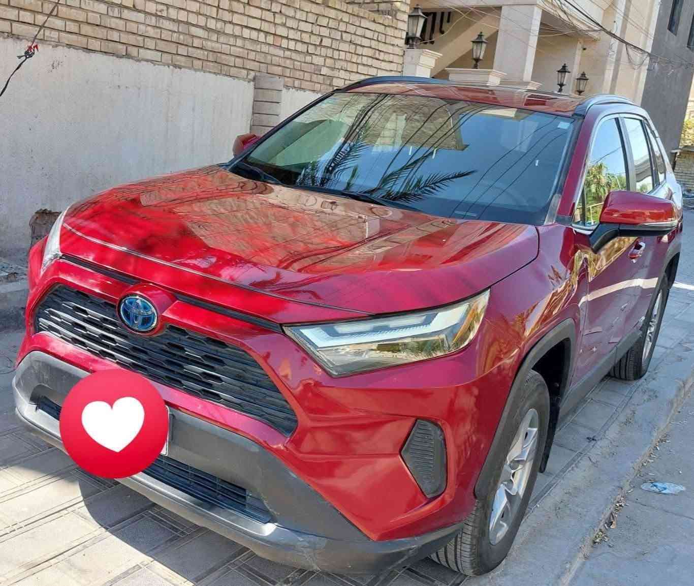 رافو فور XLE • هايبرد AWD • ٢٥٠٠٠ كم
