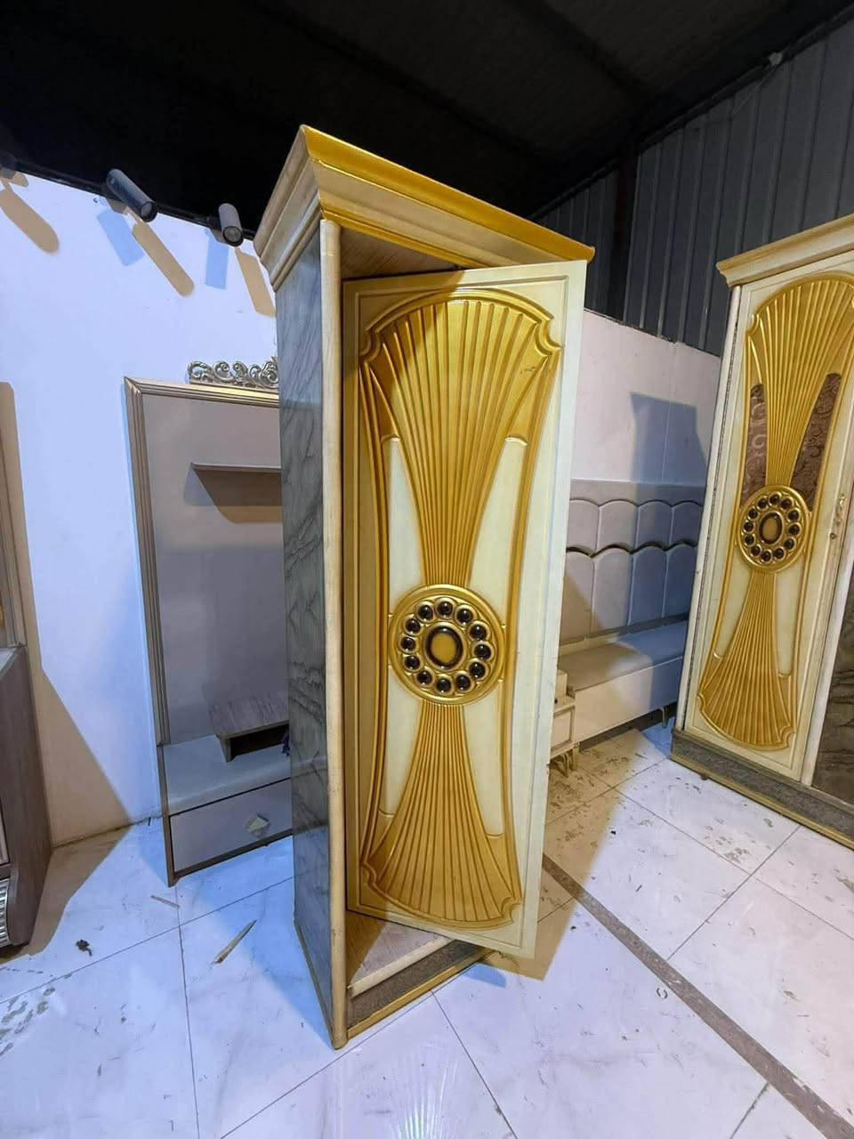 🛏️ غرفة صاج مستعملة ✨
🔥 صبغ حراري كوالتي عالي
✨ نظافة الغرفة 90%
💰 السعر: – 800 ألف***********
🚚 شامل شد ونقل داخل بغداد مجاناً محافظات بكروة
