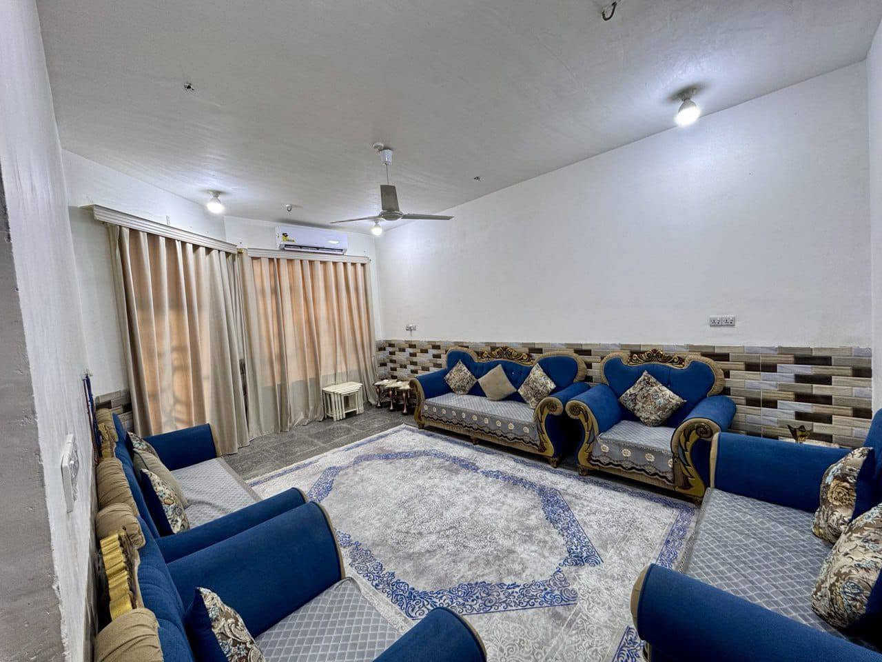 🏠 دار للبيع في الخاجية
📐 المساحة: 200 م²

📏 الواجهة: 10 م

📏 النزال: 20 م

📍 الموقع: الخاجية

🏡 المواصفات: بناء طابقين، خدمات متكاملة

💰 السعر: 235 مليون 

📞 للاستفسار:

***********
