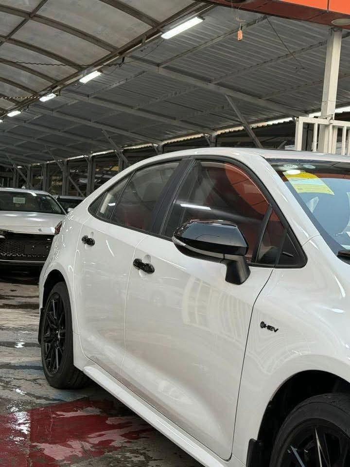 🚨🚗 الفرصة قدامك… لا تفوتها مع الاخوين  للسيارات! 
رجع توفر الكورلا البلاك ادشن موديل 2025
✨ امتلك الآن تويوتا كورولا سبورت ✨
محرك 1800 هايبرد – فئة البلاك إدشن البلادي الأصلي
( قطع اخيرة )
السعر : 27,500 مرقم كامل تستلم سنوية ولوحات 🔥🔥

السعر: 27,100 بدون رقم 

⚡ مواصفات خيالية بانتظارك: ⚡

☀️ فتحة سقف سلايد
🔑 بصمة + دخول ذكي
♨️ مقاعد جلد أصلي + مقعد كهربائي
🧠 رادار + تحديد مسار + قيادة ذاتية
✨ هاند بريك كهربائي + لايت زينون
⚫ جنح أسود + مرايا سودة + كتابات سوداء
🖤 ويل كب أسود + علامة خلفية سودة
📸 شاشة متطورة + كاميرا دوارة + عداد ديجيتال
⚙️ تحكم مقود جانبين + درايف مود + أوتو هولد
🛡️ فل سيستم إيرباك + مانع تصادم + مانع انزلاق

📍 موقعنا: بغداد – الوزيرية – مقابل المجمع العلمي 

البيع فقط نقد 
شامل الدلالية 
📞 للحجز أو الاستفسار السريع:

☎ ***********
☎ ***********
☎️***********

🚗✨ لا تفوت الفرصة الذهبية!
✨ احجز سيارتك الآن قبل نفاد الكمية! ✨
تميّزك يبدأ من معرض الاخوين للسيارات – انت المميز باختيارك
