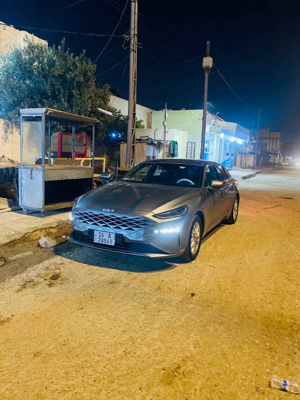السلام عليكم كيا كي ٨موديل ٢٢للبيع كفاله  عامه  لسياره احلا من صور بهواي مواصفات معروفه وتنته رائسي مكان السياره دوانيه 

اتصال ***********
