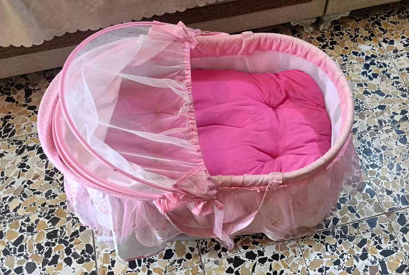 سلام عليكم كاروك هزاز جديد ابدآ سعره 25الف بيه مجال بسيط 
مابيه شي مع شافطة حليب الكهربائية  مامستخدمه 

سعره 30الف بيه مجال بسيط
*********** واتساب فقط
