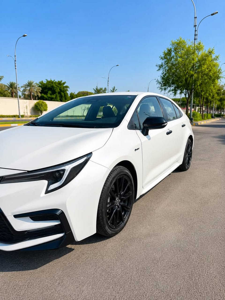 � تويوتا كورولا 2025 S Black Edition

📍 ممشى: 17,000 كم فقط

✨ بدون لا طخة ولا صبغ — سيارة جديدة فعلياً

👤 استخدام شخصي 

اللون ابيض صدفي 

🧼 نظافة وترتيب على أصولها

🔥 فئة S Black Edition، شكل رياضي وفخم

💰 السعر: اتصل وميكون خاطرك اله طيب 

📞 للاستفسار: ‭***********‬
