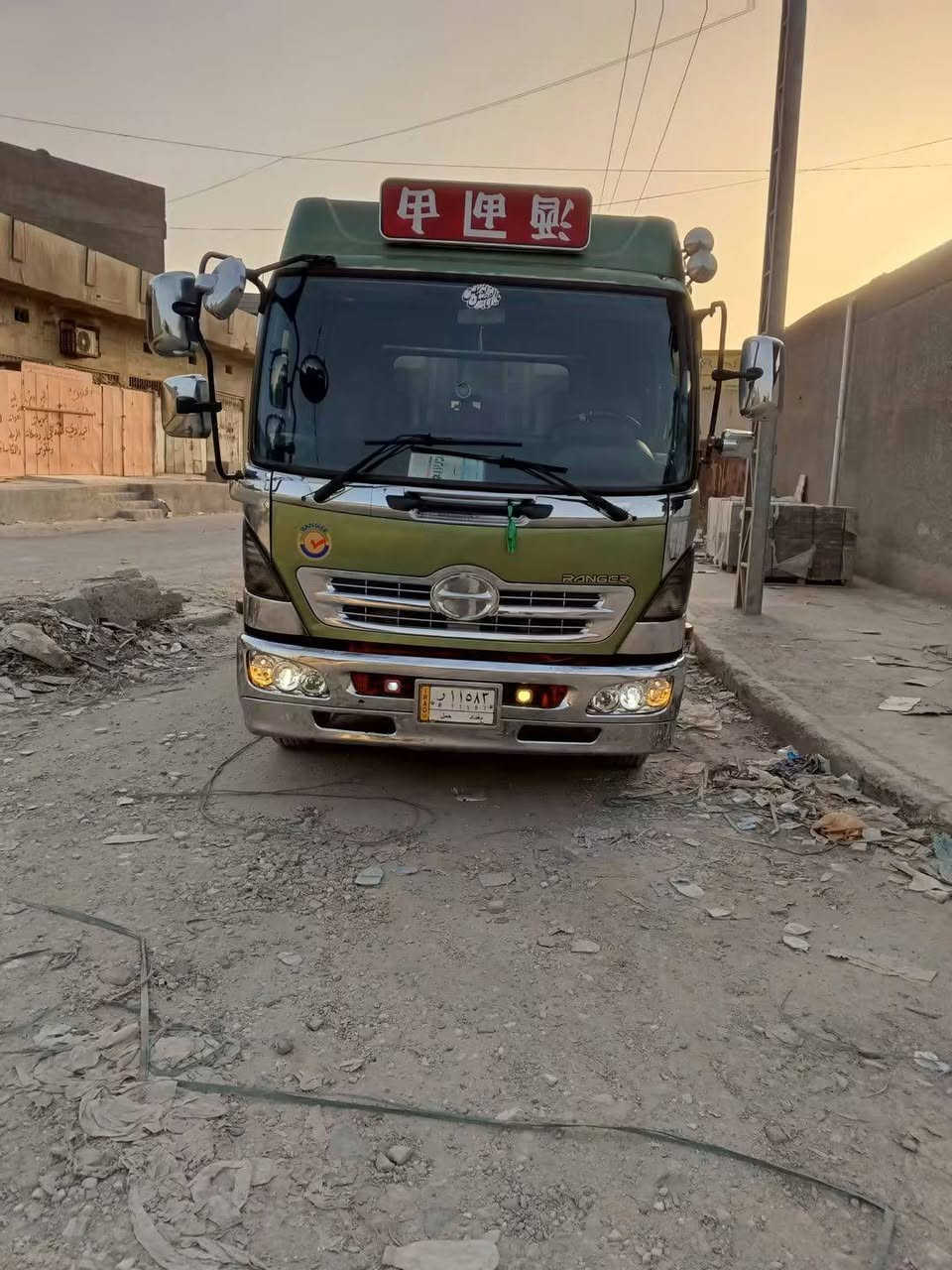 هينو • موديل٢٠٠٠ • تاير جديد