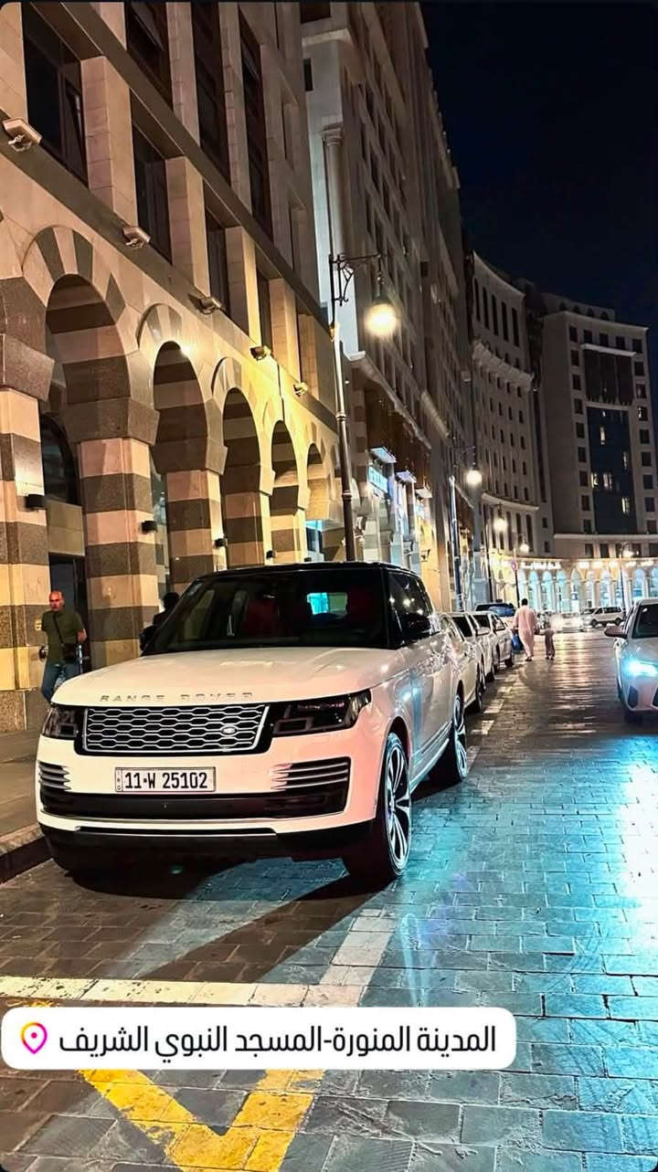 رانج روفر.  فوك
خليجي  
عداد مسافه 90 الف كم 
محرك 8 سلندر. ديزل
2019 
داخل احمر بلاد
رقم بغداد 
كفاله عامه
مغلفه بالكامل
سيارة جديده لووك
السعر. 340قفل 
***********
