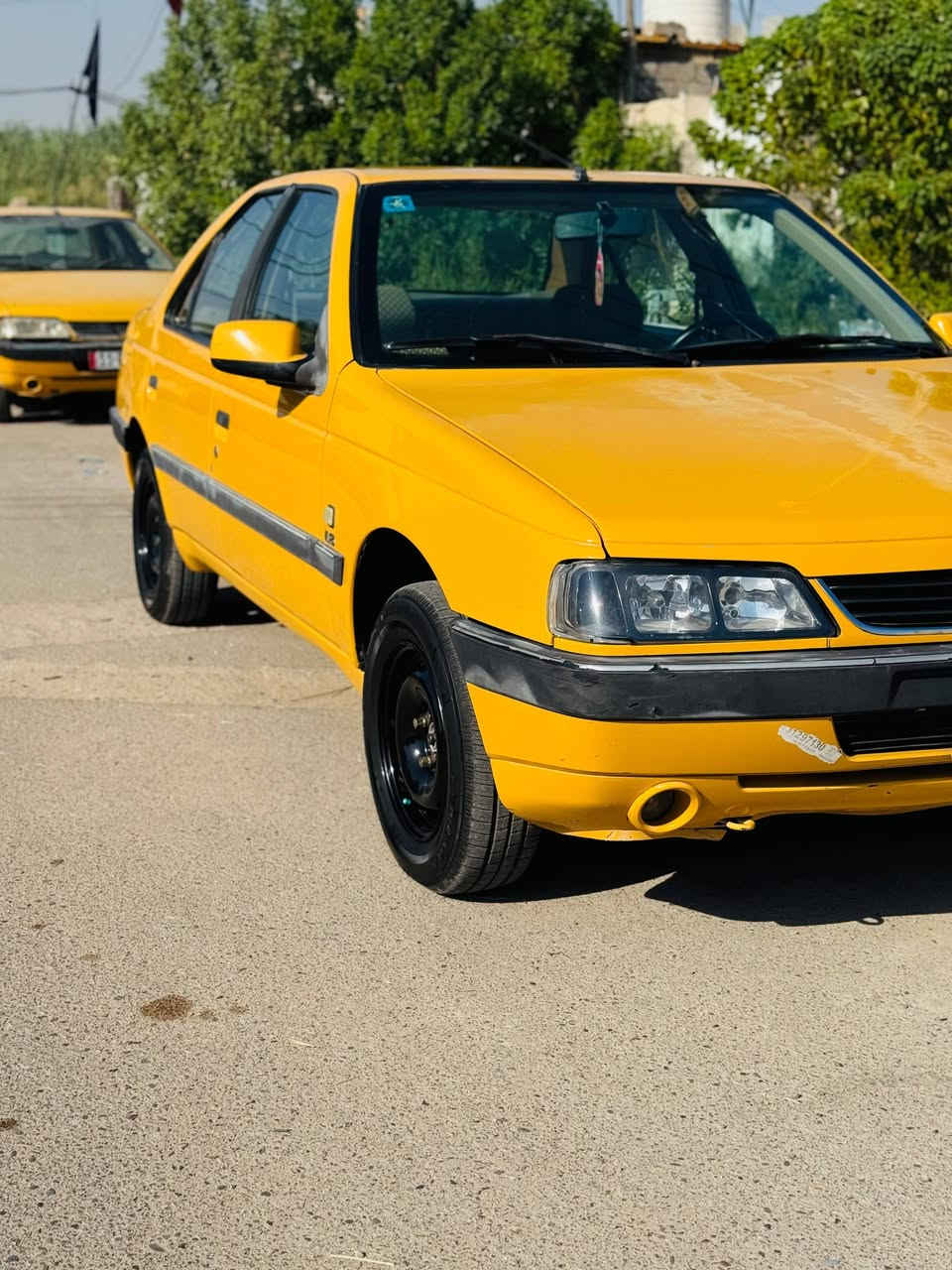 سلام عليكم
بيجو موديل 2016 كفاله عامه من الصبغ والبارد محرك كير تبريد خير من الله 
ماشيه 81 مصفره هيئه وغرامه تحويل مباشر
مكاني زعفارنيه
***********
