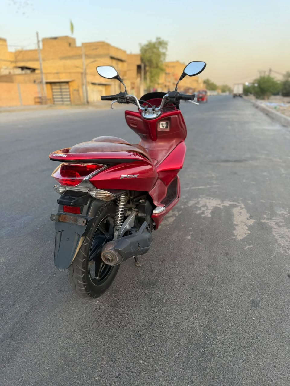 سلام عليكم دراجة PCXياباني    دراجة خذتهه رمبة بعدهه وضع لبلاد كله شغال
يدات تدفئة حساس زدحام حرفA ستان حساس اريدهه مليون300بيه مجال بغداد مدينة الصدر ***********
