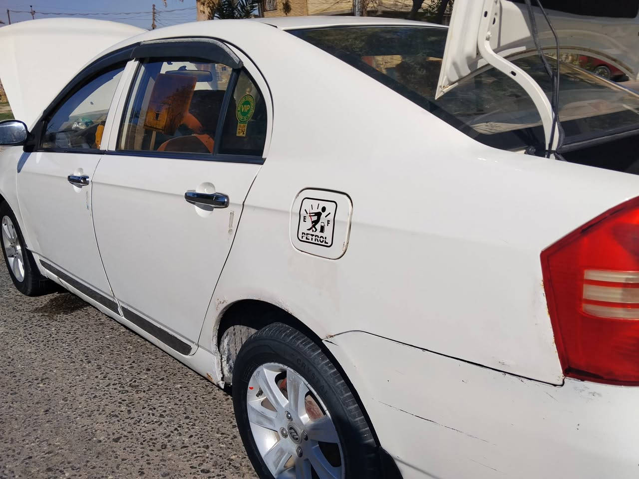 سلام عليكم من رخصت مدير الكروب ليفان 620 بسمي موديل 12 كفالة سيارة من مكينة وكير مكفول تبريد ثلج رقم كربلاء انكليزي مداور شوكت متريد الشراي بي خير ويدلل السعر 43 وبيهة مجال ***********
