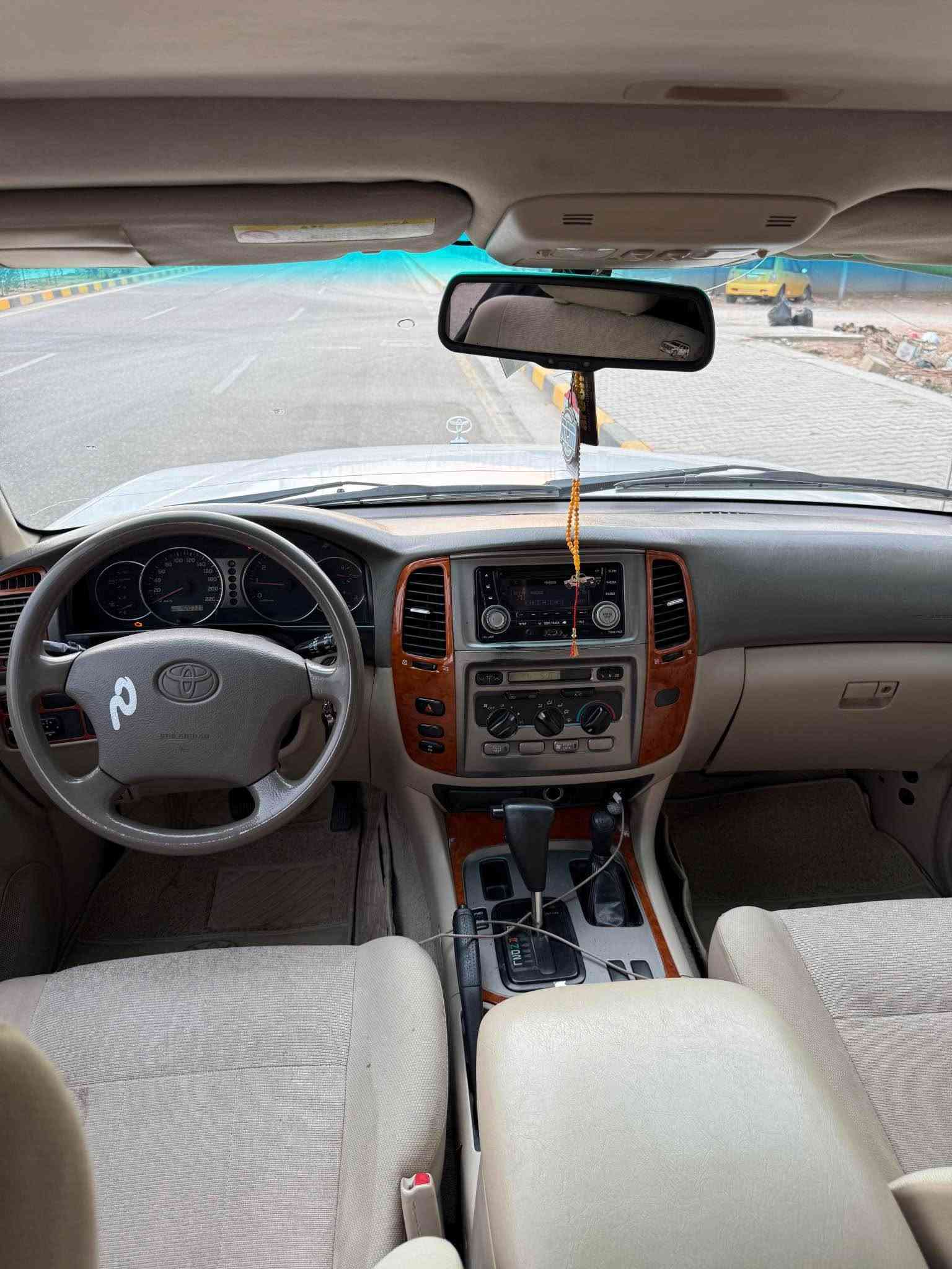 لاندكروز GXR • ٢٠٠٥ • النجف