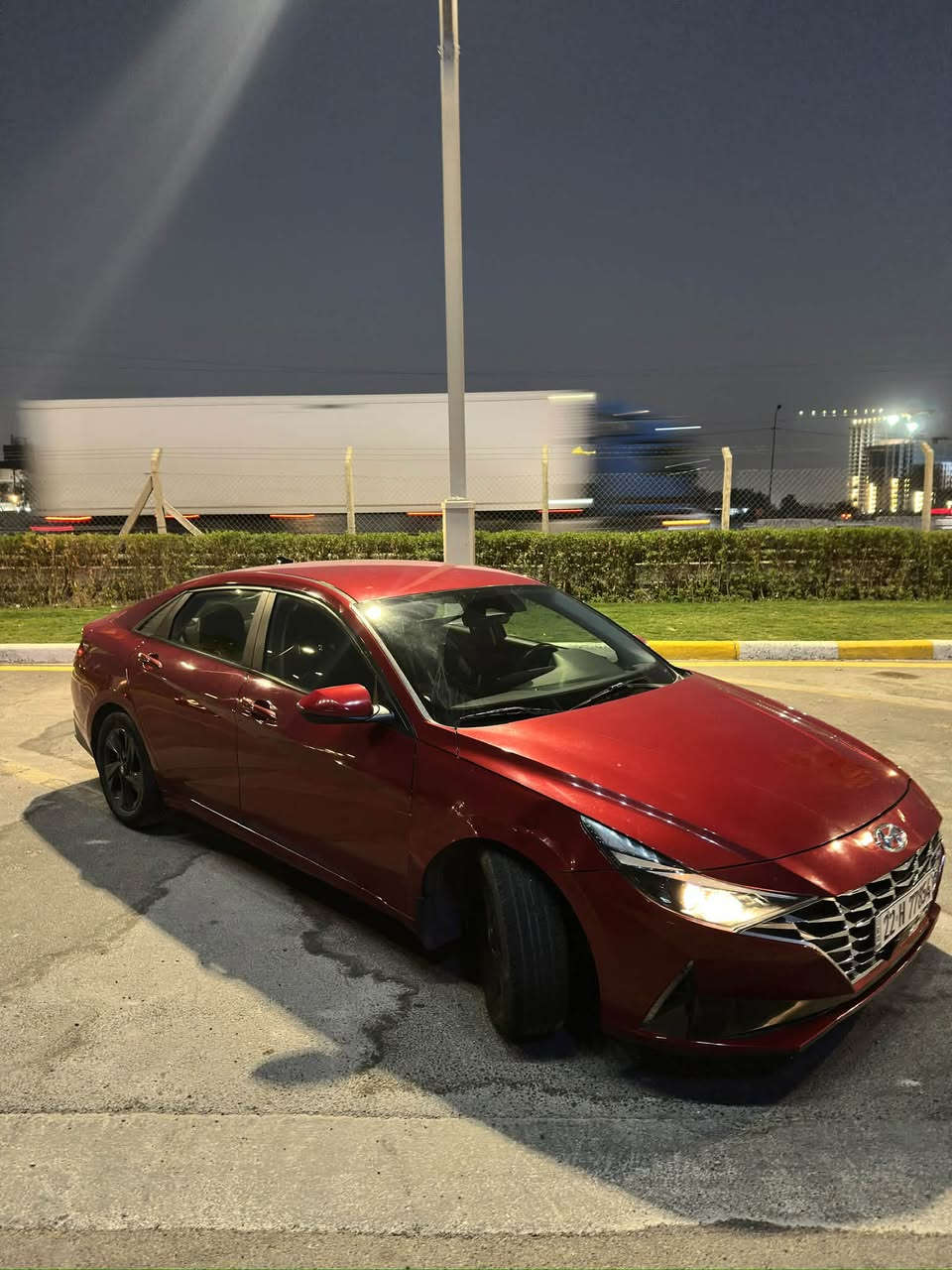 النترا 21 sel
موديل 21 ماشيه 41500km 
حادثها من امريكا جاملغ وبيها ايرباك ستيرن وبرده 
الضرر مالتها مذكور بالصور 
السياره كيرها محور AT ب 13 ورقه عند شركة الهندسي 
بيها مشكلة بل بريك مرات يحجر 
السعر 125
***********
