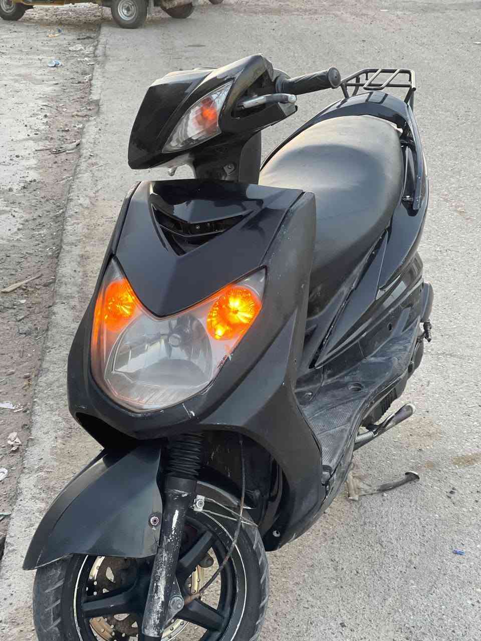 دراجه سكنس فحل نوزل ابيعه كوم حديد سعر 400 وبيه مجال للطيبين للئستفسار ***********مكاني بغداد مدينه الصدر
