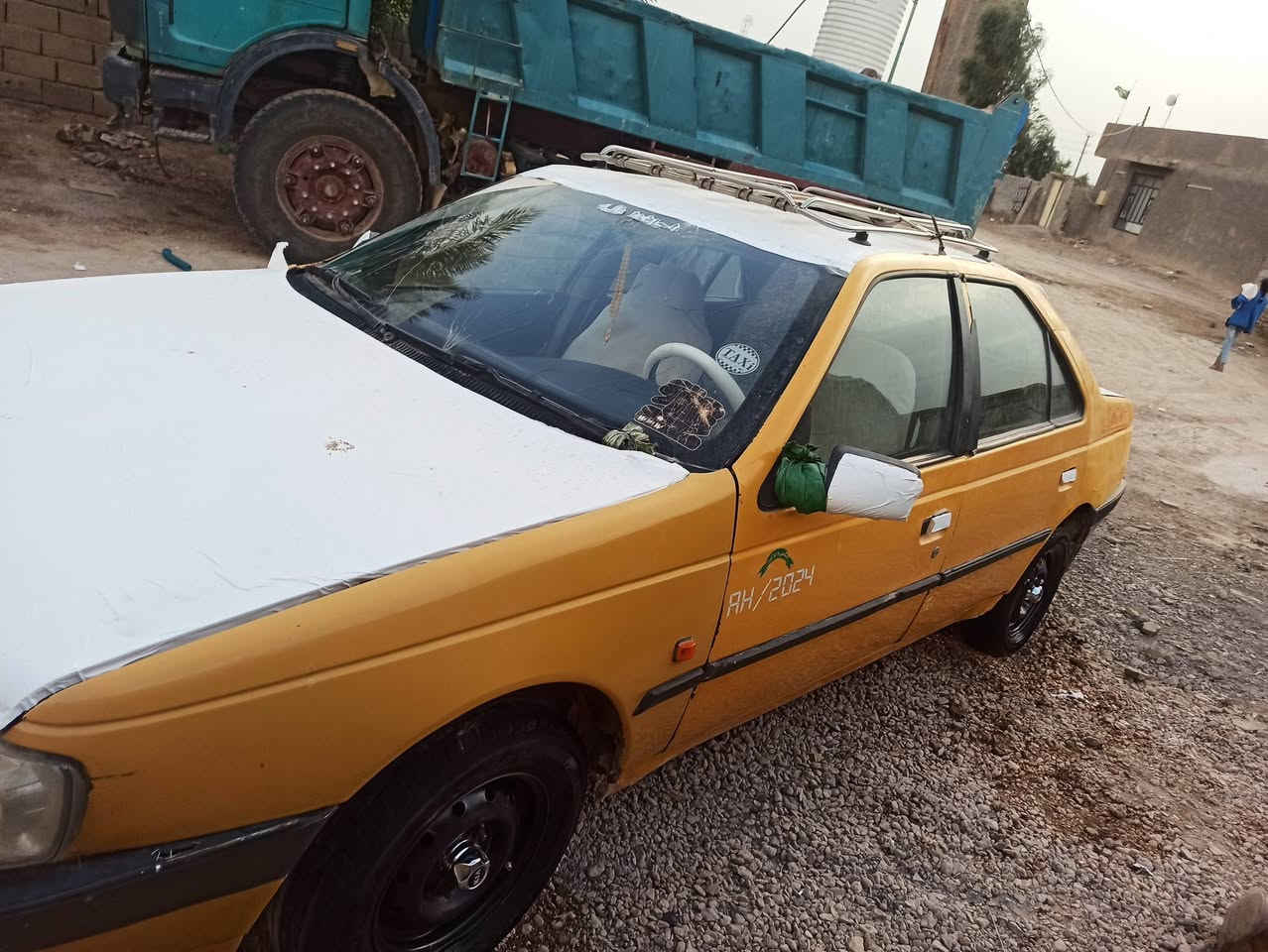 بيجو روئ • ٢٠٠٩ • بابل