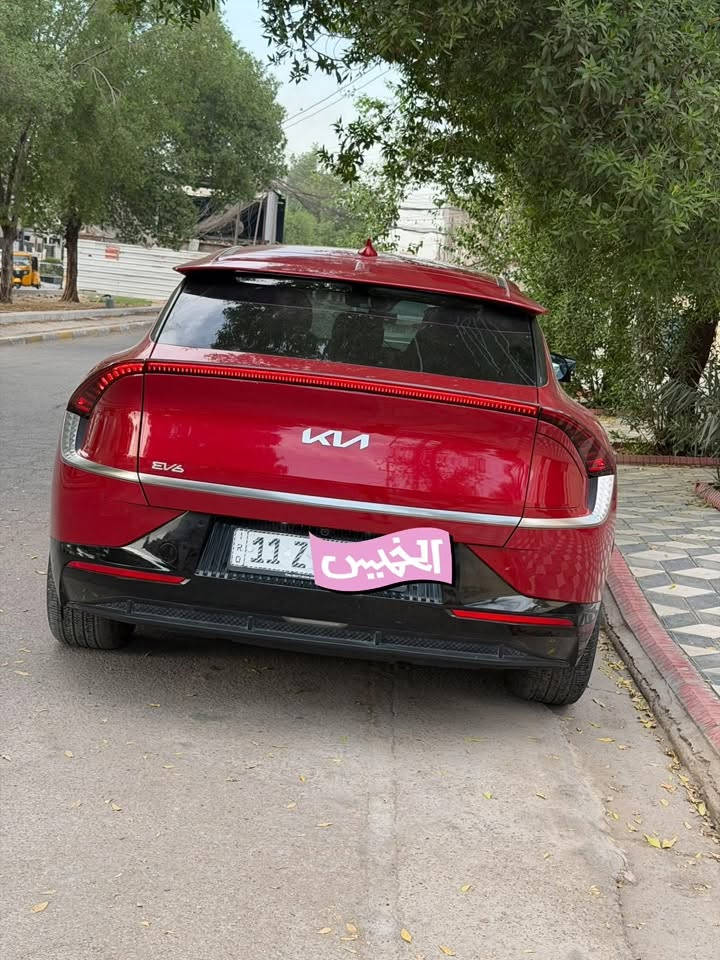 السلام عليكم
KIA ev6
موديل 2024
السيارة خير من اللّٰه
مواصفات السيارة
1ثلاث انظمة قيادة
2توقف ذاتي
3 اوتو هولد
4 السيارة دفع خلفي
5داخل جلد اسود كشنات الامامية تدفئة تبريد
6 سستم صوت مرديان
7نقط عمياء
وهواي مواصفات
الشحنة تمشي من 500 الى 600 كيلو سعر السيارة 210$ وبيها مجال
للاستفسار ***********
الموقع بغداد

نص مكتوب في الصور:
- الخميس