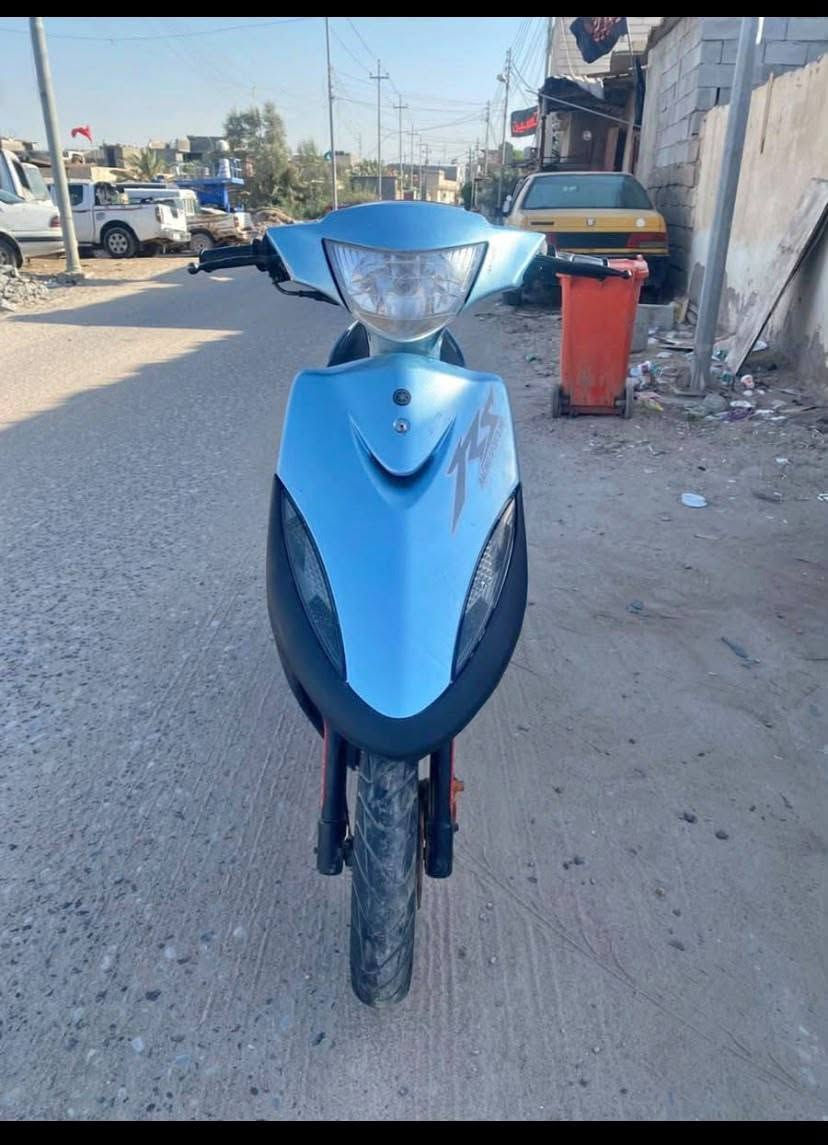 سلام عليكم دراجه ماكس عدله امدبله بس ولفات بسسس الباقي كله بيها مضخم بجنطه السعر 600 وبيها مجال قليل عنواني البصره هاذه رقمي شغال ***********
