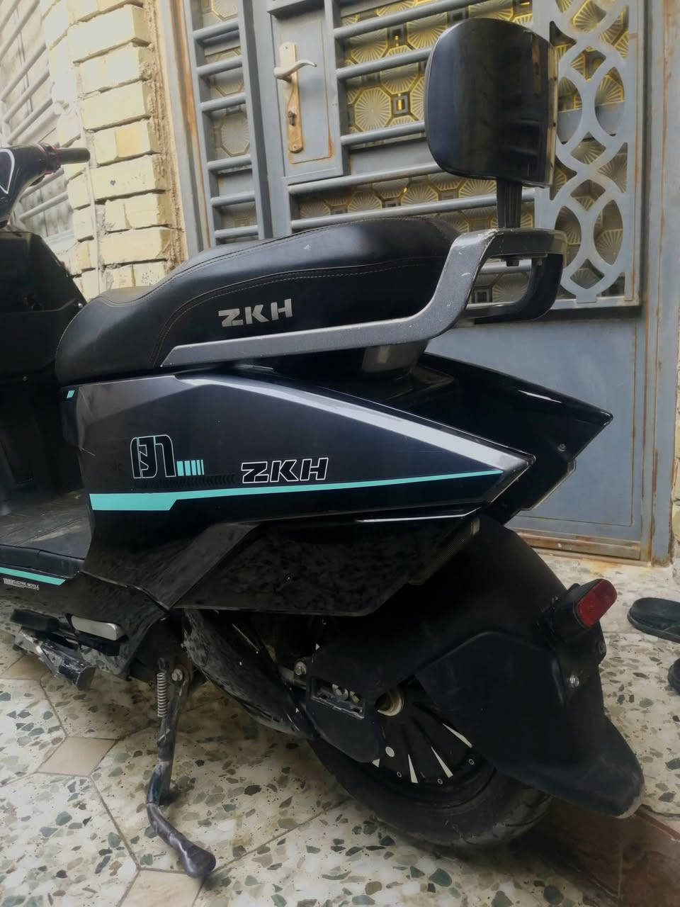 السلام عليكم
دراجه شحن للبيع دراجه نضيفه وحلوه بس التصوير ضالمه الدراجه ما صاله سنه نفس ما موضح بالصوره مال الوصل
عدد البطاريات 6
الملف 2000
تحتوي على 2 بصمات و 2 سويجات
بيه تشغيل عن بعد وانذار سرقه ونضام بارك

سبب البيع الطرمه مال بيتنه صغيره

سعر الدراجه 999 ألف وبيه مجال قليل
المكان بغداد البلديات واذا قريب نكدر نجيبه الك توصيل

للاسفسار واتساب / ***********
