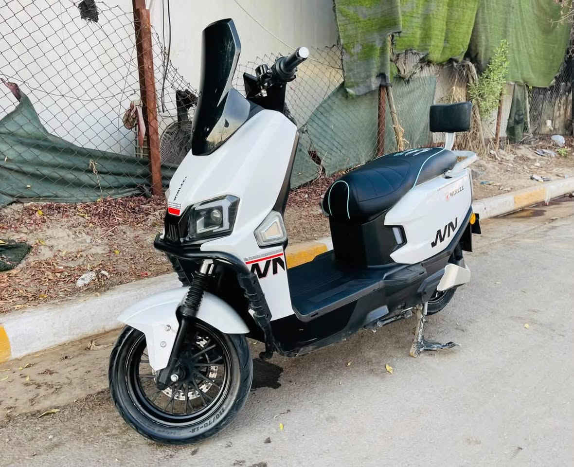 السلام عليكم
للبيع صاعقه ونلي 2026
6 بطاريات كرافين دبل 45 أمبير 72 فولت
ملف 2000W حقيقي
تشغيل بصمه وسويج وكارت 
نضام R رجوع للخلف
نضام P بارك
لايت علاي ناصي LED
نضام قاطع دوره  
بريك امامي خلفي ABS 
بلوتوث 
السعر 880 وبيها مجال 
المكان بغداد 
للاستفسار ***********
