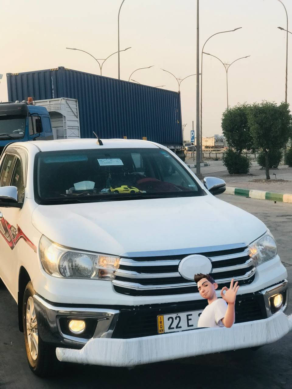 هايلوكس ٢٠٢٣ • ٢.٧ بنزين • ناصية اوتوماتيك