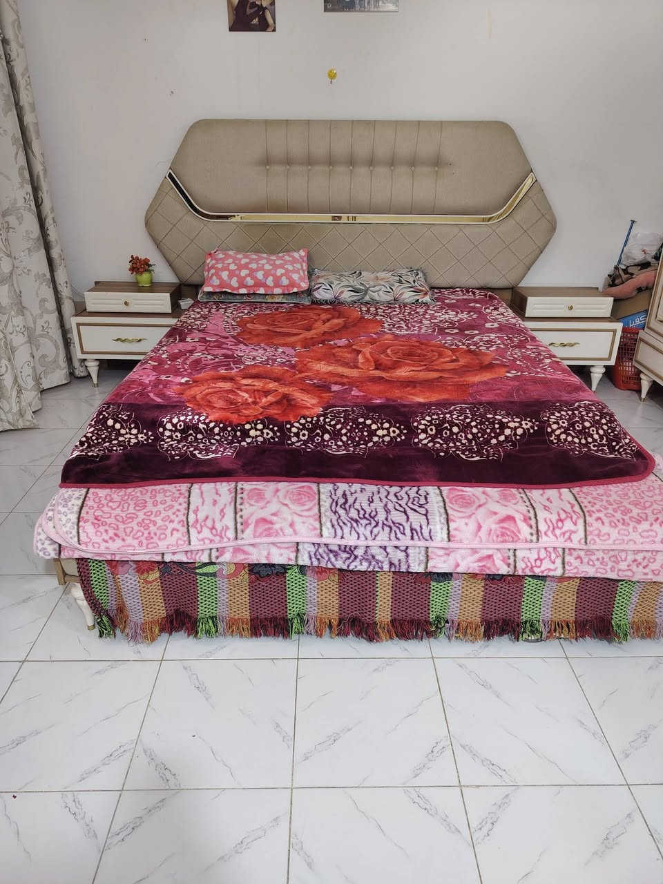 غرفة تركية • ١٠ قطع • نضيفه ٩٠٪