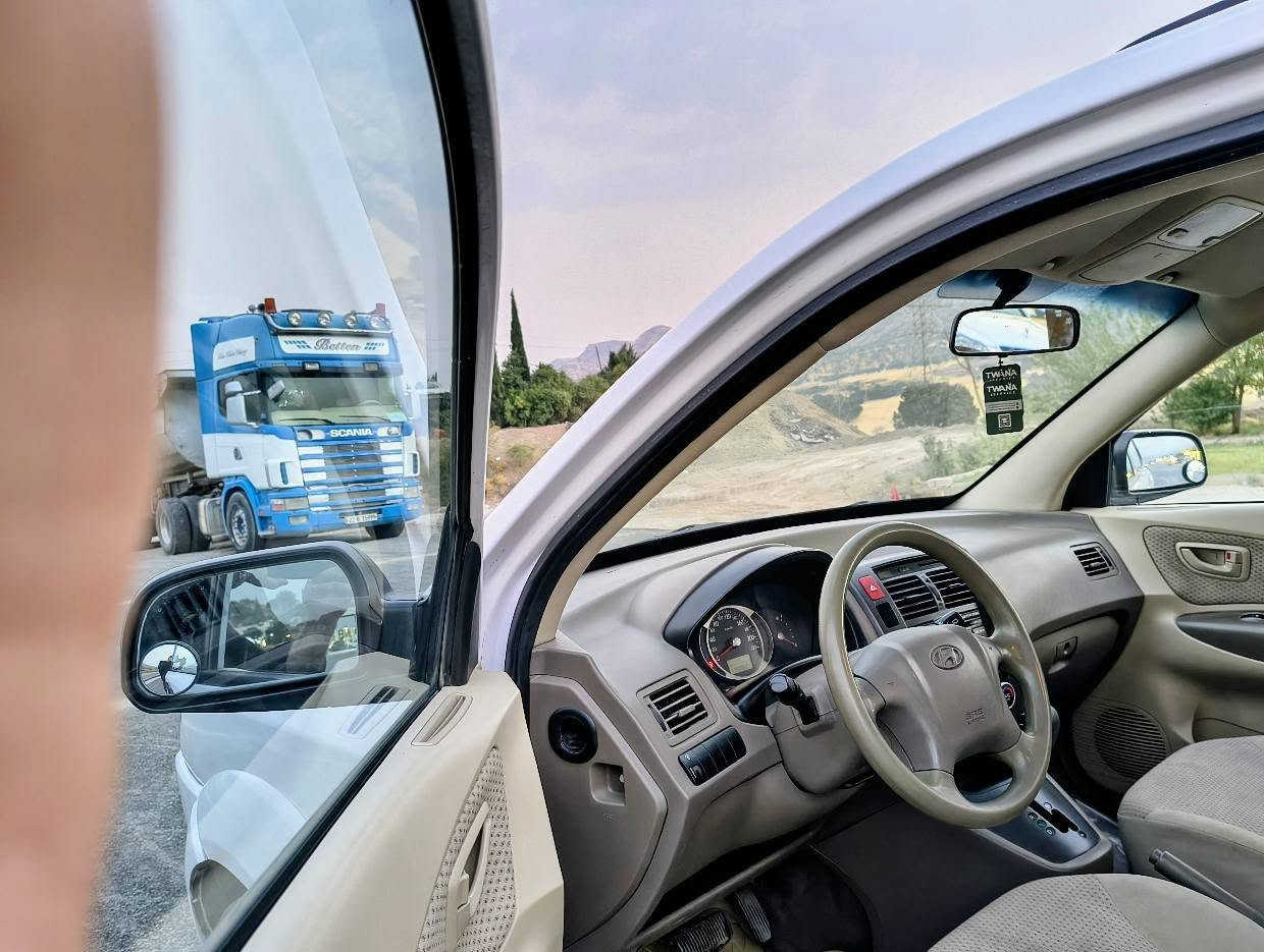 نرخی 106 شوێن قەزای دوکان
هۆندا ی تۆکسۆن 2010 سپی بەفری abs  گێڕ ئۆتۆماتیک و عادی چوارجام کارەبا  190 هەزار کیلۆمەتر ڕۆیشتوە  یەک پەڵەی بچوک بۆیاخە بێ ناوگرتن 
گێڕو مەکینەی نەکراوەتەوە سەرف ودەنگ بوخاری نیە لەسفریە دوودەستی کردوە   ژم ***********     *********** دخان, السليمانية
