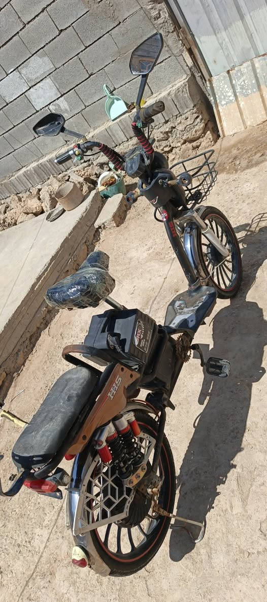 لاحد يجي ينطي وعود كاذبه ب 40 كشر بدون بطاريات  ***********
