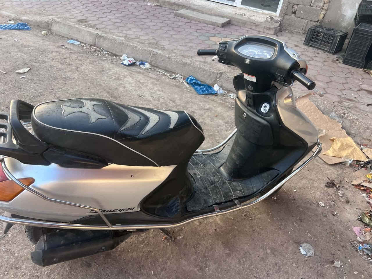 سلام عليكم شباب سبيسي للبيع ياباني  مفتوحه رايمر دراجه كله بلادي ومكفوله كله شغال
الاتصال ***********
