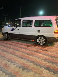 ستاركس. 2007 للبيع فول من محرك كير من كشر مثل ما واضح بالصوره نضافه فو...