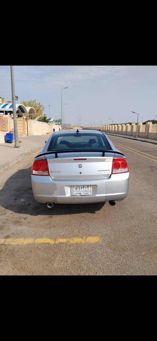 السلام عليكم جارجر موديل 9مكفوله كصه وضربه ونقل بيعه مكانات صبغ مكينه وكبر جدد جداديه جديده كسل جديد مسط جديد باتري جديد جاهزه من الخير وين مايعجبك تروح مكاني بصره ام قصر السعر 95ماعليهه غرامات السنويه نامنتهيه بعدبيهه 4 سنوات ***********
