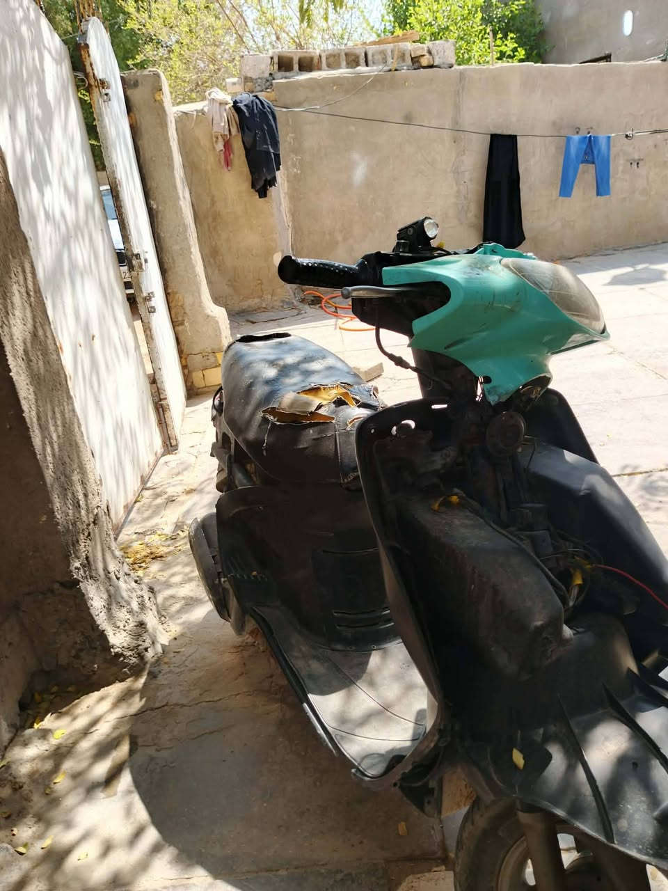 سلام عليكم فراشه للبيع السعر خاص الاستفسار ***********
