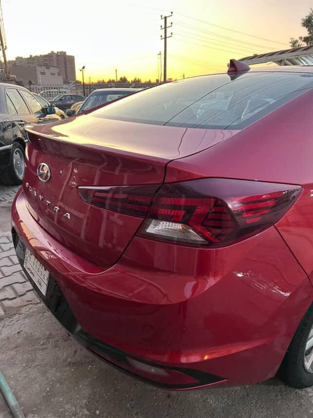 سلام عليكم شباب النتره مديل 19
كير محرك مكفولات شرط مامفتوح برغي منهن
تبريد تخم تاير حداديه كله جديد سياره اخت الجديدة 
بسمي رقم نكليزي  سعر 135 مكاني بغداد الزعفرانية 
***********
حادث بدون دواخل بس جامغ وبنيد نفسهن وبيها باب اثر شخط أنبخ بدون معجون
