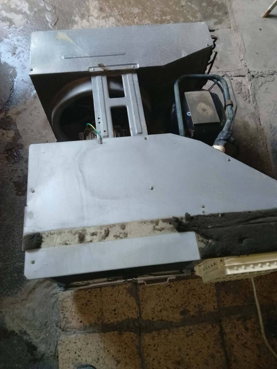 جنرال طنين وضع الشركه ابس مشحون غاز فقط تبريد ثلج شرط الفحص المكان بصره الجبيله السعر 325 جهاز نضيف ومرتب وراقي ***********
