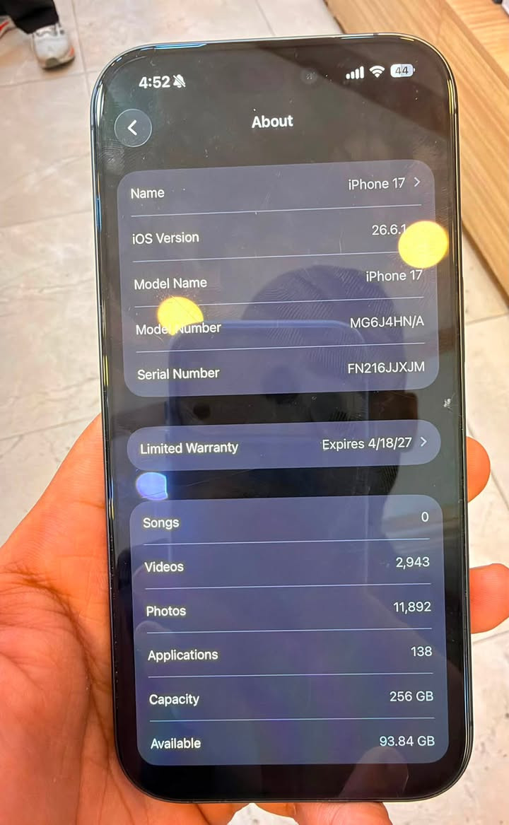 ايفون ١٧ عادي ذاكرة ٢٥٦ بطارية ١٠٠ جهاز نظيف جدا شخط مابي كارتونه وكيبل كامل
سعر مليون و١٢٠
للتواصل : ***********
بغداد المشتل

نص مكتوب في الصور:
- 10:52 Battery Health Battery Health Normal This iPhone battery is performing as expected. About Battery & Warranty... Maximum Capacity 100% This is a measure of battery capacity relative to when it was new. Lower capacity may result in fewer hours of usage between charges. Cycle Count 174 This is the number of times iPhone has used your battery's capacity. Learn more... Manufacture Date February 2026 First Use April 2026
- 4:52 44 About Name iPhone 17 > iOS Version 26.6.1 Model Name iPhone 17 Model Number MG6J4HN/A Serial Number FN216JJXJM Limited Warranty Expires 4/18/27 > Songs 0 Videos 2,943 Photos 11,892 Applications 138 Capacity 256 GB Available 93.84 GB