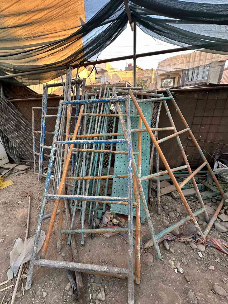 السلام عليكم سكله بواري مع قفايص ثقيل طول ٣ متر وفقارات
مع سكله برج عدد ٦  ‭***********‬
