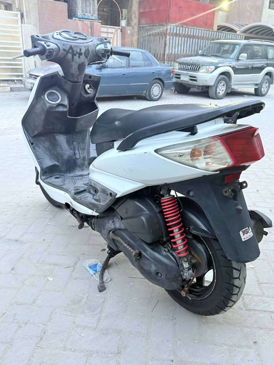 سكنس فحل • سلف • تايرات جديد