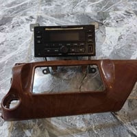 مسجل+قرص جديد شغال ونظيف مال هايلوكس للبيع 07810091803